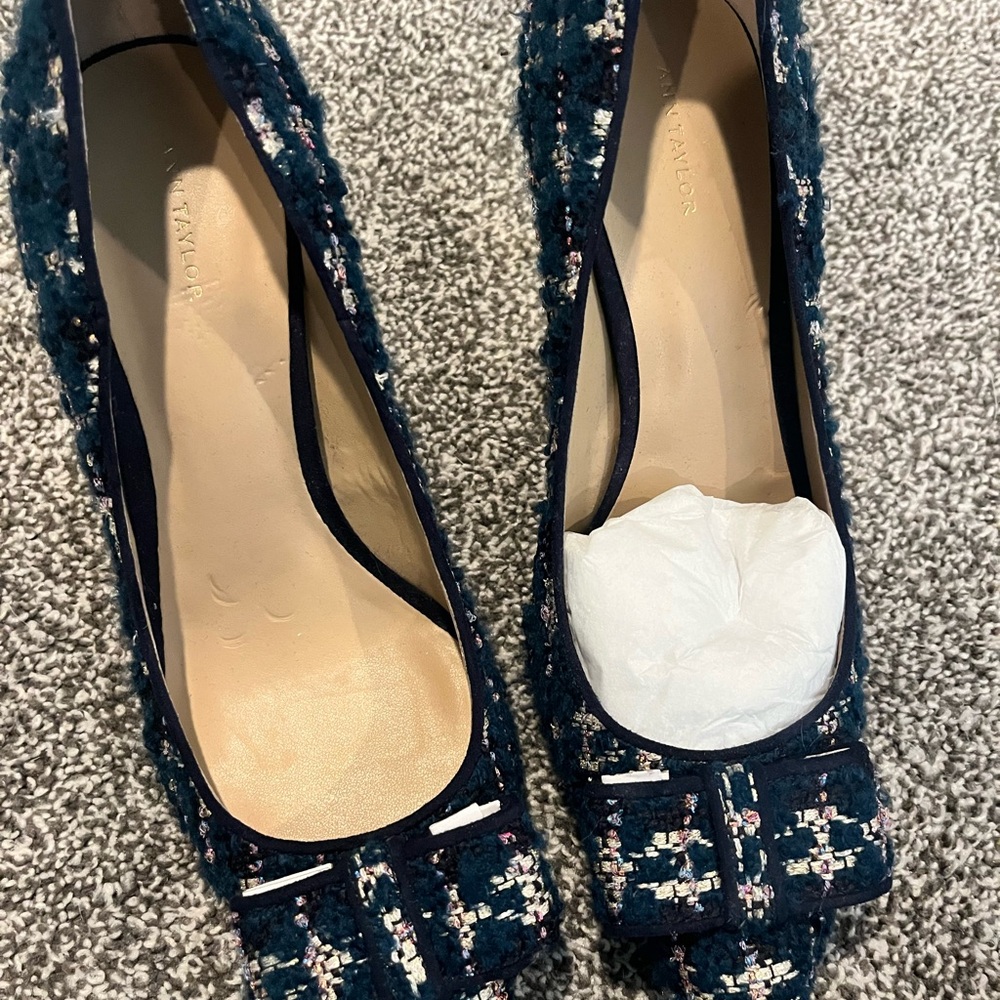 Ann Taylor Blue and Cream Heels